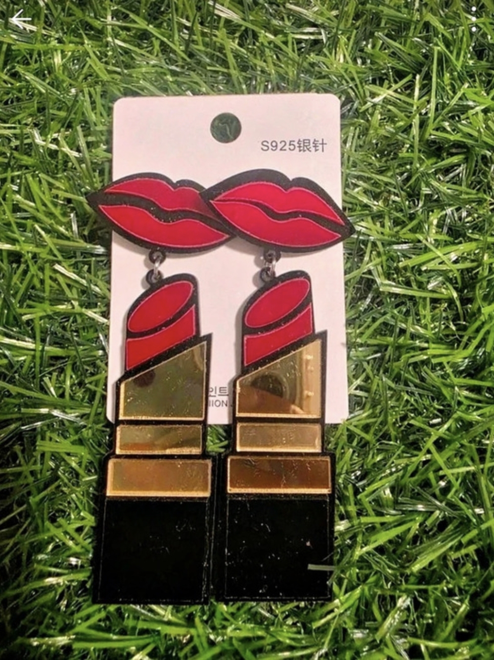 Red & Black Lip Drop Earrings